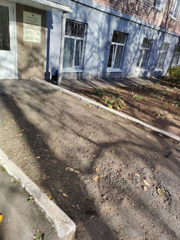 «Разваленный годами асфальт»: жители Ижевска просят отремонтировать аварийные тротуары «Разваленный годами асфальт»: жители Ижевска просят отремонтировать аварийные тротуары
