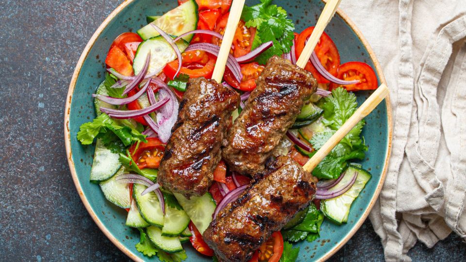 Аппетитная корочка будет на каждом кусочке мяса: 3 золотых правила шеф-поваров