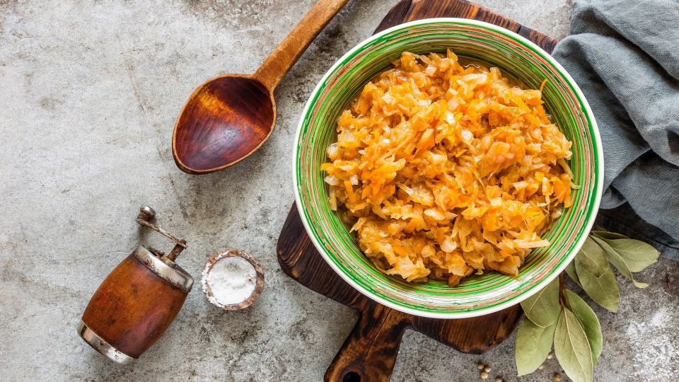 Тушеная капуста превратится в изысканное лакомство: секрет в одной простой процедуре